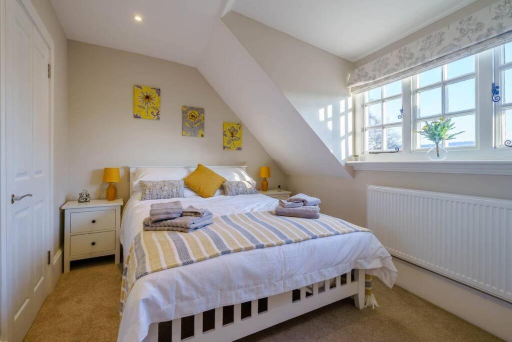 Upper Thames & Lower Thames - Stunning Apartments Хенли-на-Темзе Экстерьер фото
