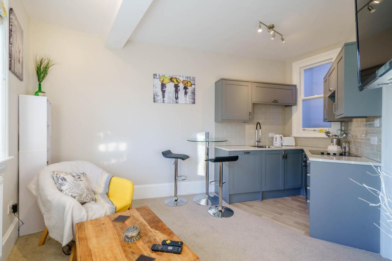 Upper Thames & Lower Thames - Stunning Apartments Хенли-на-Темзе Экстерьер фото