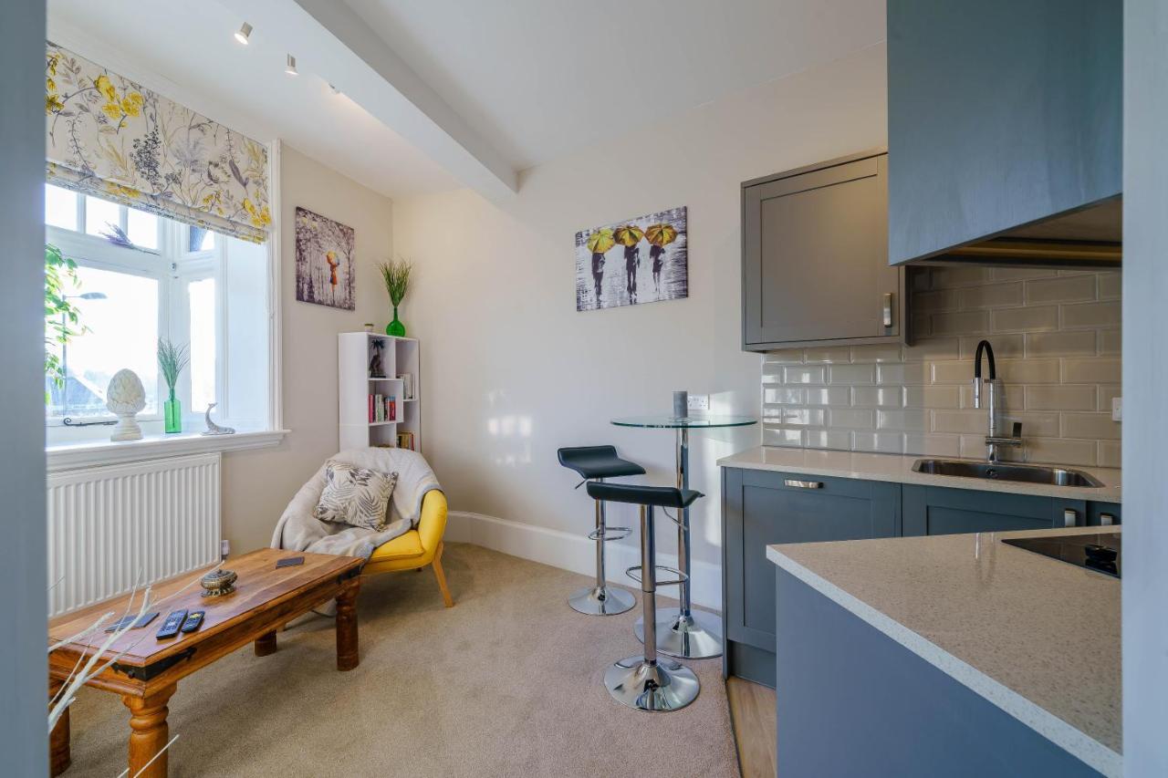 Upper Thames & Lower Thames - Stunning Apartments Хенли-на-Темзе Экстерьер фото